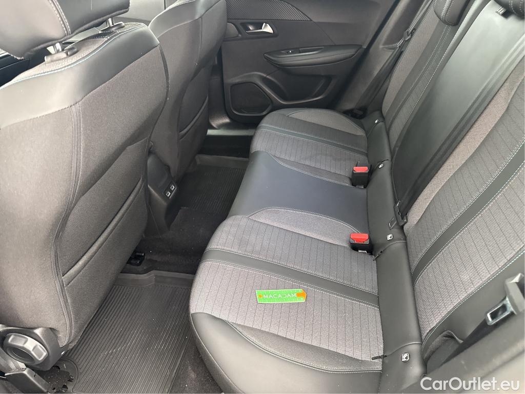  Peugeot  2008  Allure Pack 1.5 HDi 130CV BVA8 E6d #22
