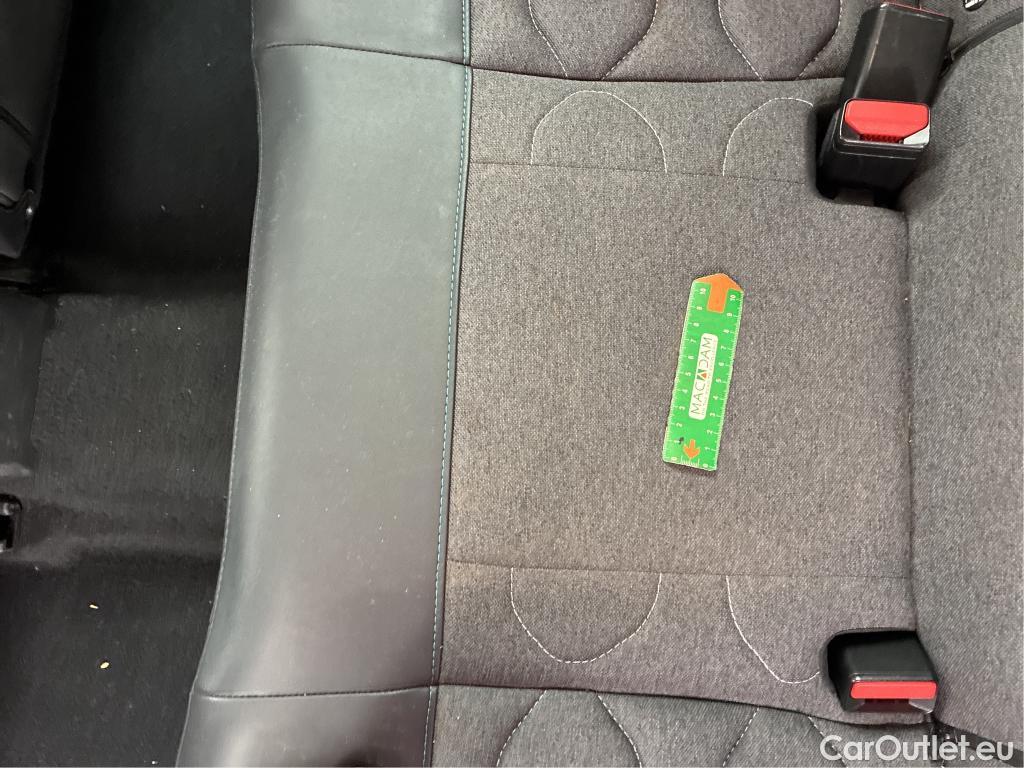  Citroen  C4  Berline Feel Pack 1.5 BlueHDI 130CV BVA8 6E #42