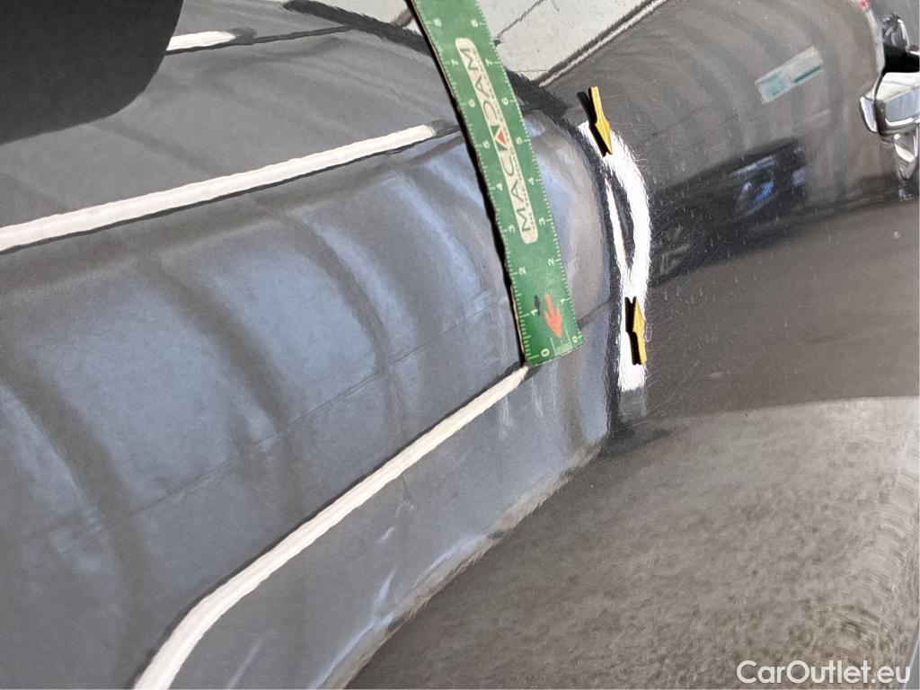  Citroen  C4  Berline Feel Pack 1.5 BlueHDI 130CV BVA8 6E #35