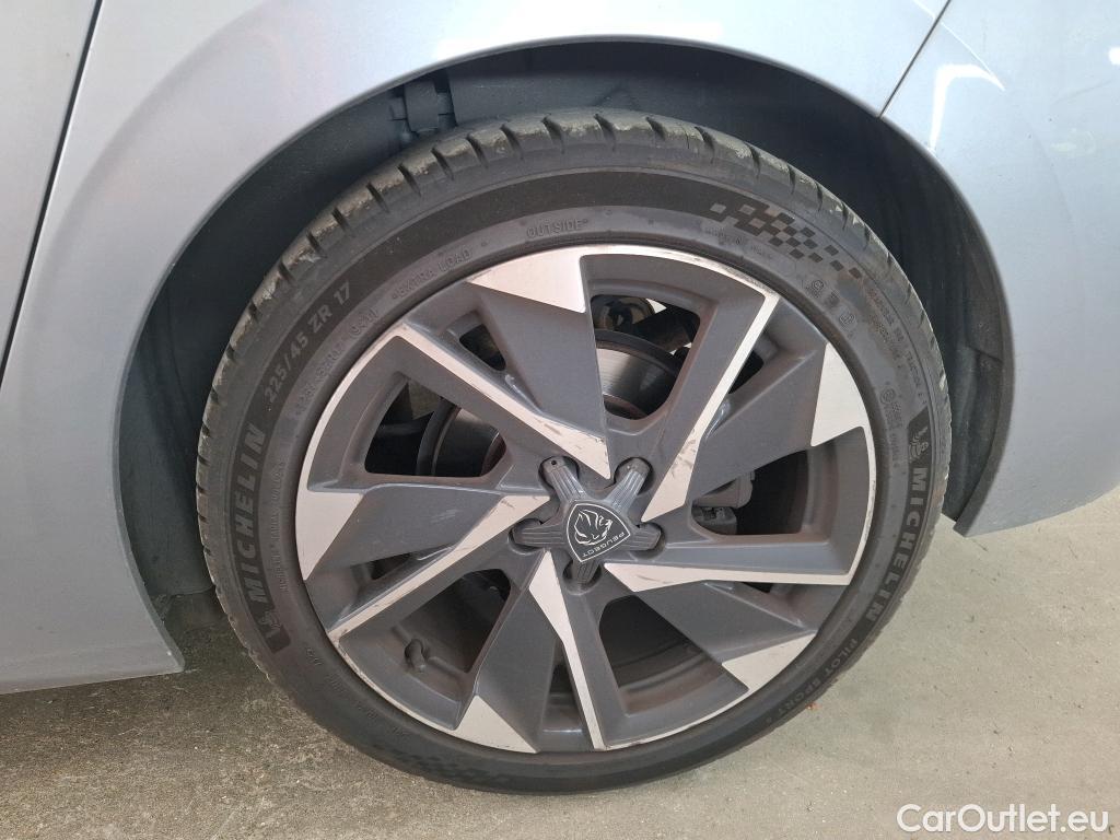  Peugeot  308  Allure Pack 1.2 PureTech 130CV BVA8 E6d #59