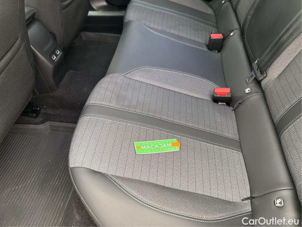  Peugeot  2008  Allure Pack 1.5 HDi 130CV BVA8 E6d #21