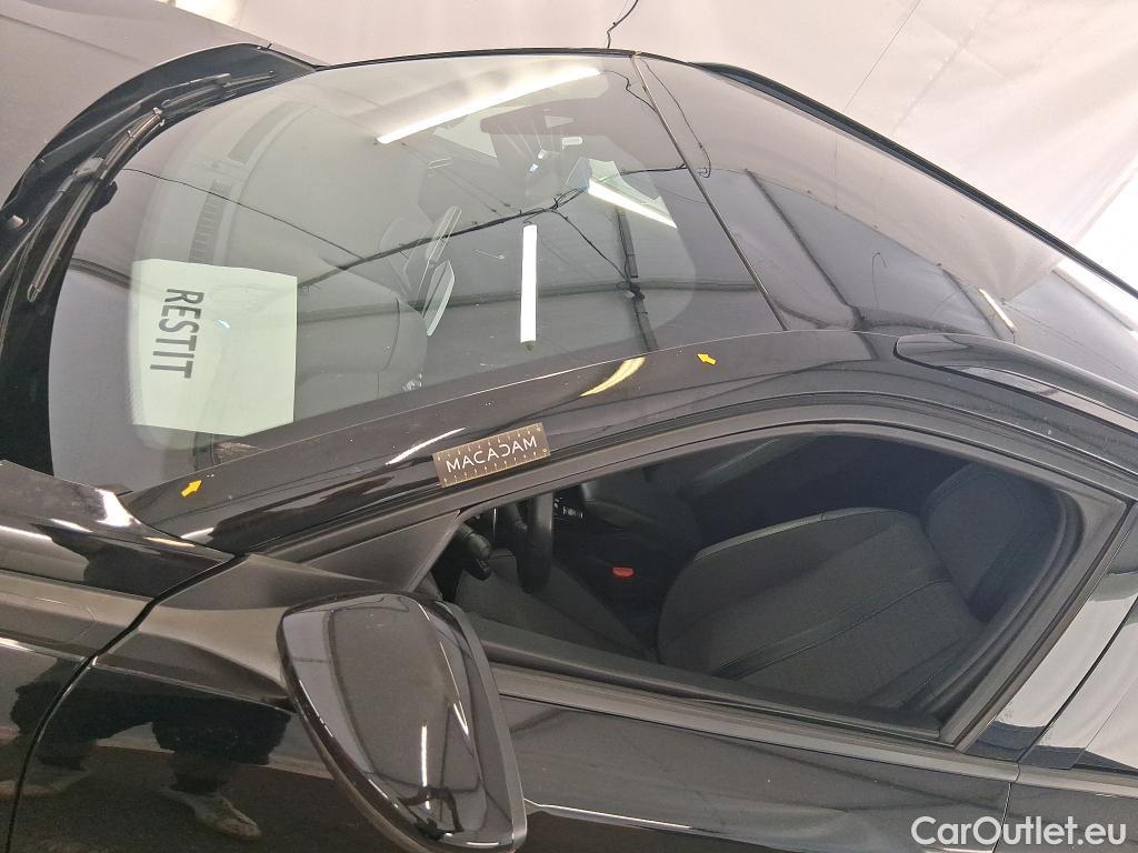  Peugeot  2008  Allure 1.5 HDi 130CV BVA8 E6d #52