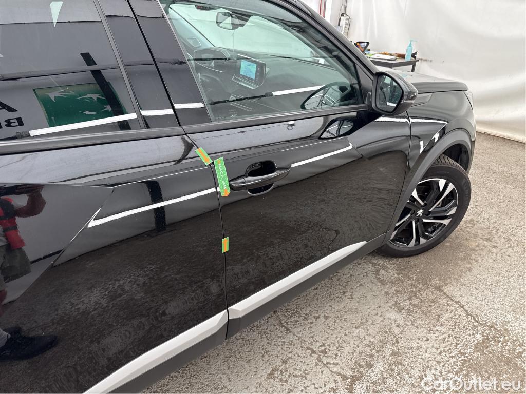  Peugeot  2008  Allure Pack 1.5 HDi 130CV BVA8 E6d #38