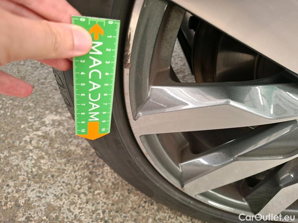  Audi  A4  Avant 40 TDI Avus 2.0 TDI 205CV BVA7 E6d #7