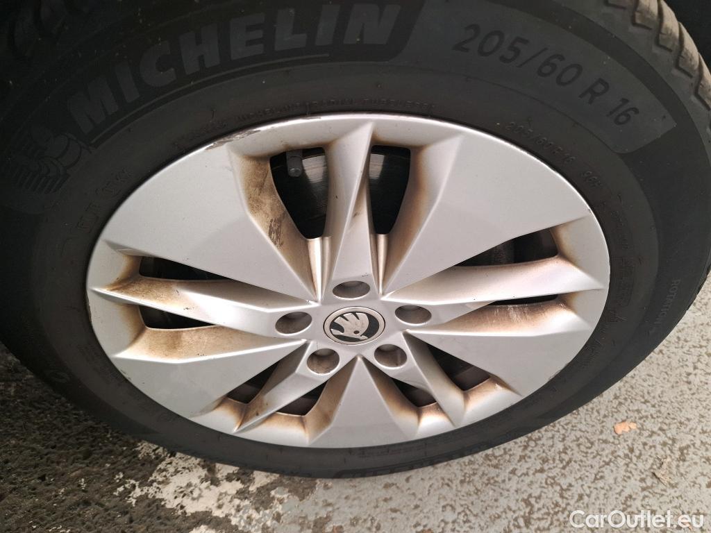  Skoda  Octavia  Break Business 2.0 TDI 115CV BVM6 E6d #29