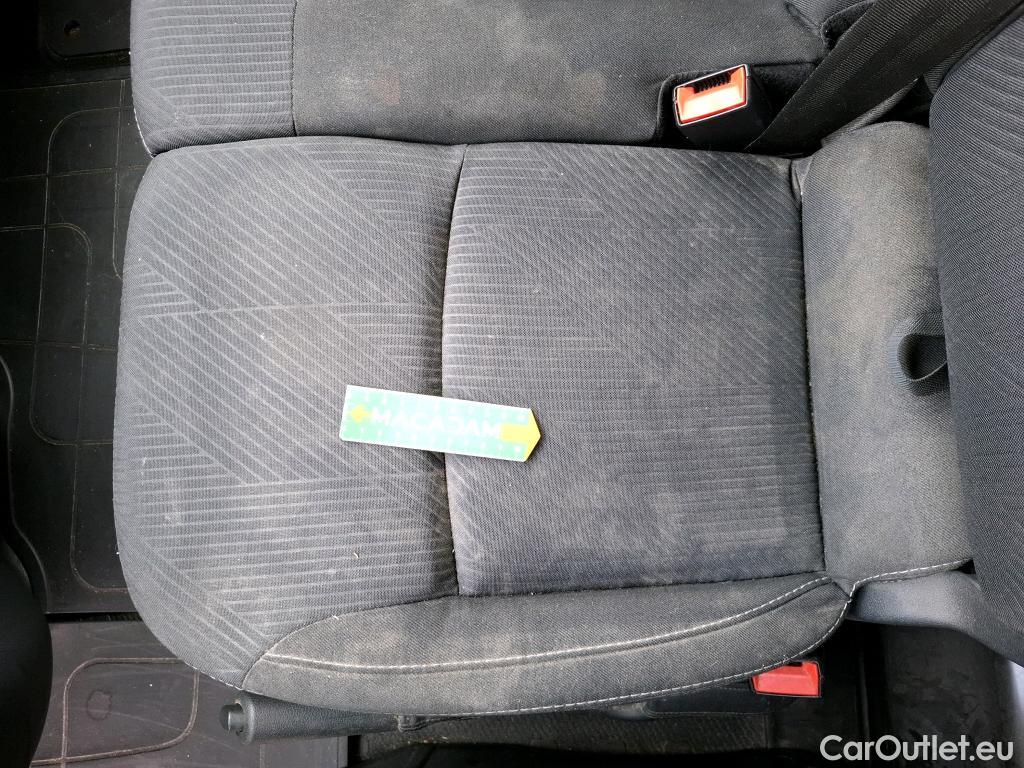 Renault  Trafic  Furgon Grand Confort L1H1 1200 1.6 dCi 125CV BVM6 E6 #120