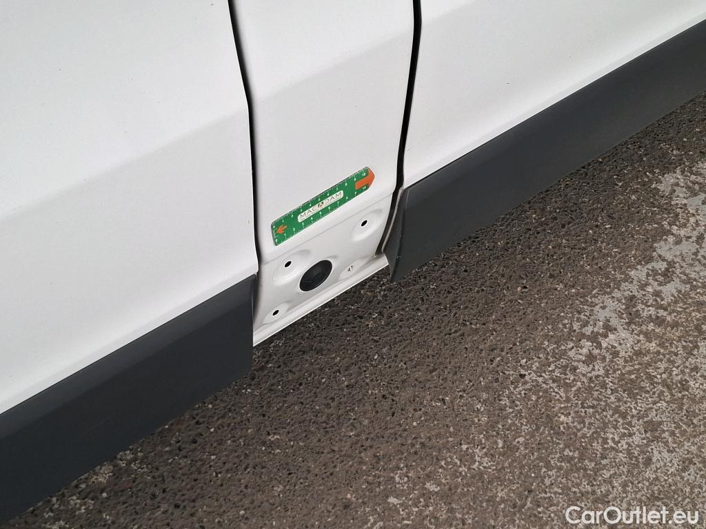  Renault  Trafic  Fourgon L1H1 2T8 Confort 2.0 dCi 110CV BVM6 E6d #34