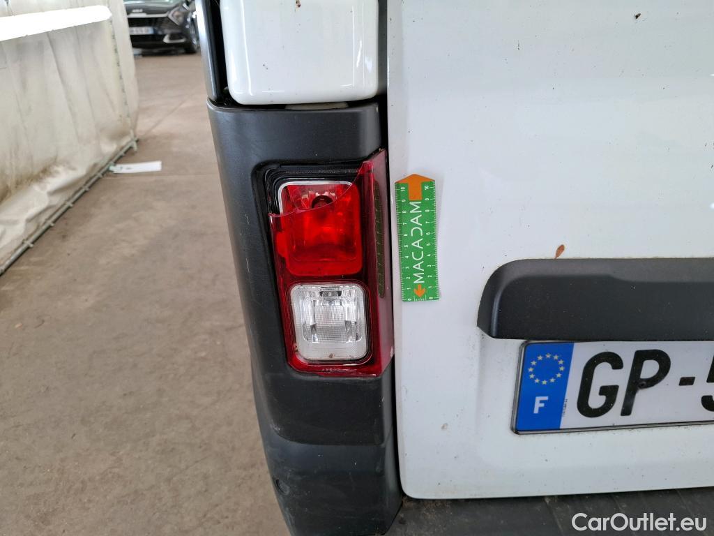  Renault  Trafic  Fourgon L2H1 3T Grand Confort 2.0 dCi 130CV BVM6 E6d #11