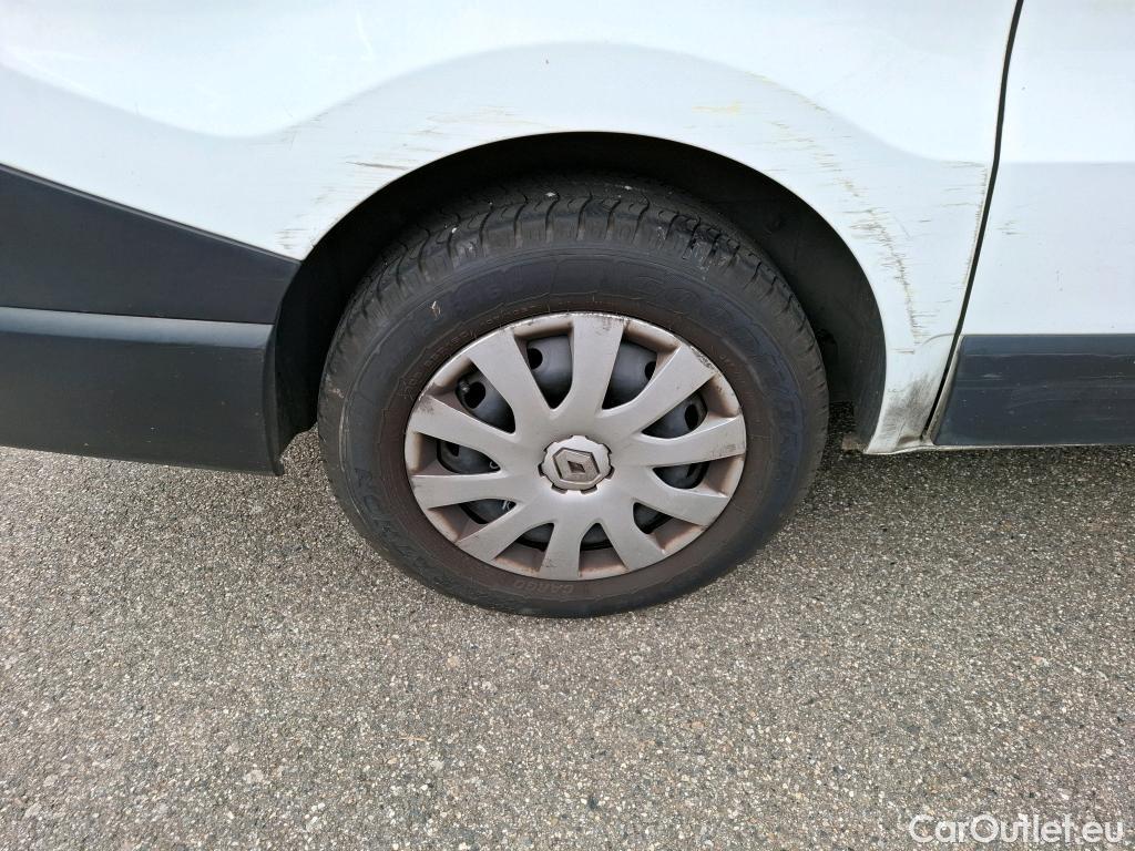  Renault  Trafic  Furgon Grand Confort L1H1 1200 1.6 dCi 125CV BVM6 E6 #132