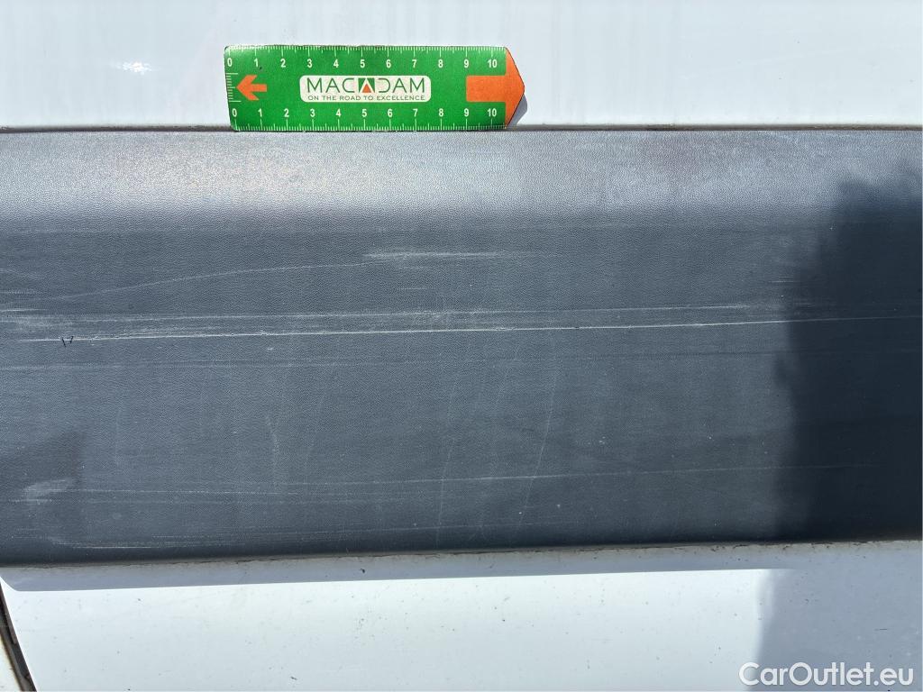  Renault  Master  III Fourgon L2H2 3 5 Grand Confort dCi 135CV BVM6 E6dT #48