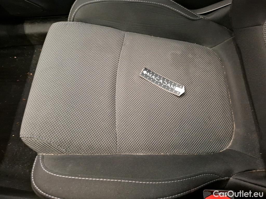  Renault  Megane  IV Berline 5pt. Société Air Nav 1.5 dCi 90CV BVM6 E6 #16