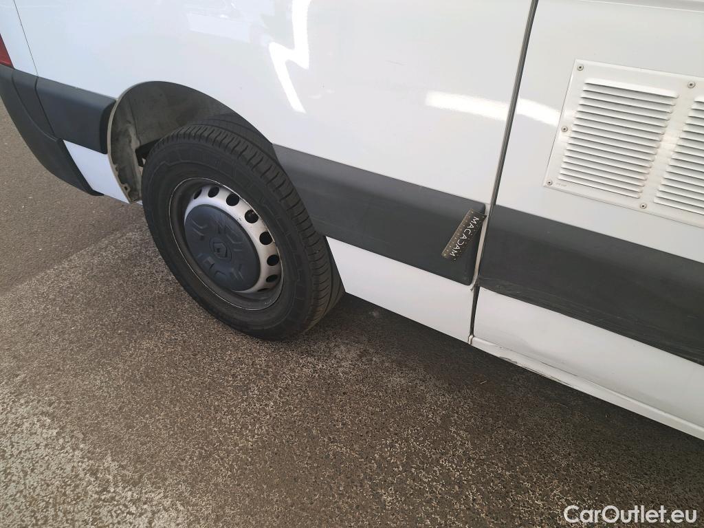  Renault  Master  Fourgon L2H2 3 5 Grand Confort dCi 135CV BVM6 E6dT #30