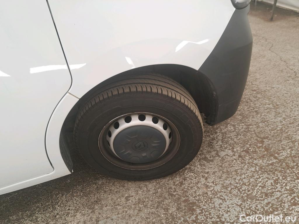  Renault  Master  Fourgon L2H2 3 5 Grand Confort dCi 135CV BVM6 E6dT #28
