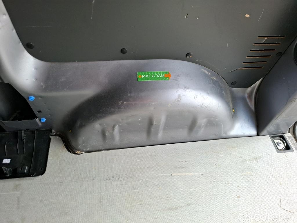  Peugeot  Expert  Fourgon Asphalt Standard 1.5 HDi 120CV BVM6 E6dT #62