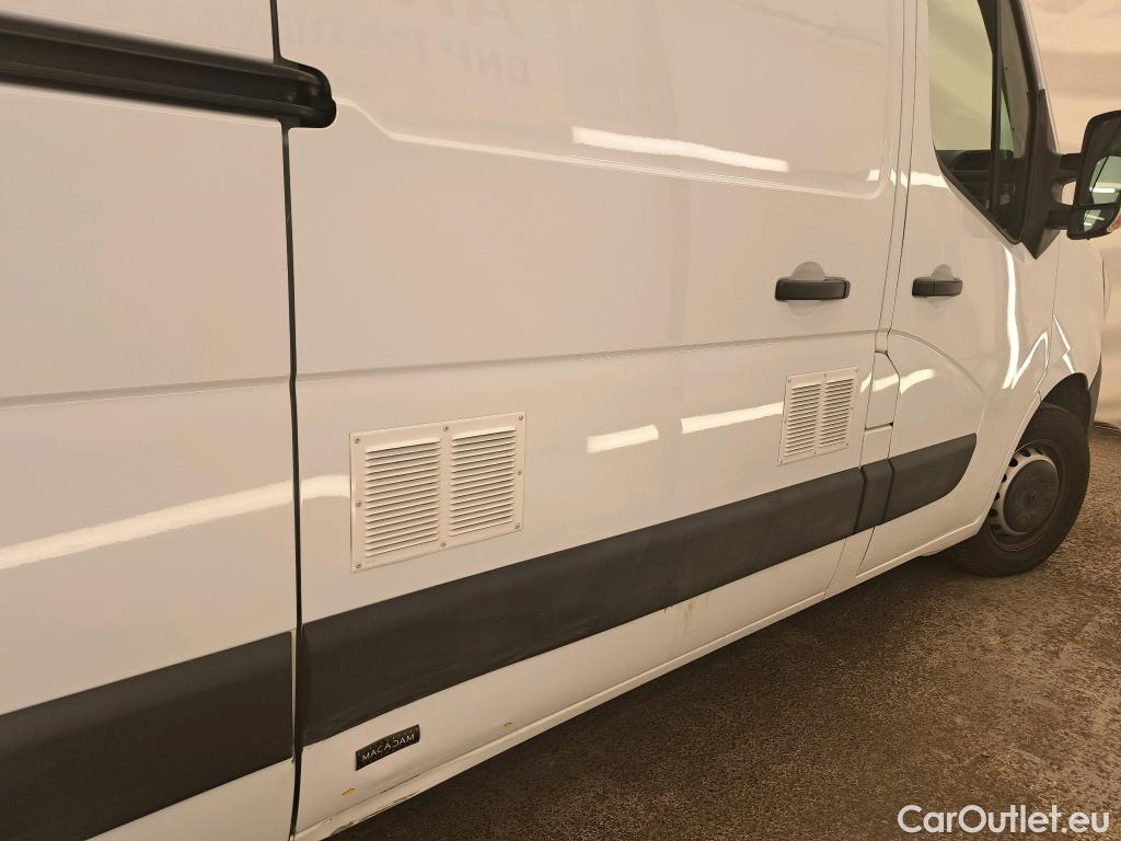  Renault  Master  Fourgon L2H2 3 5 Grand Confort dCi 135CV BVM6 E6dT #9