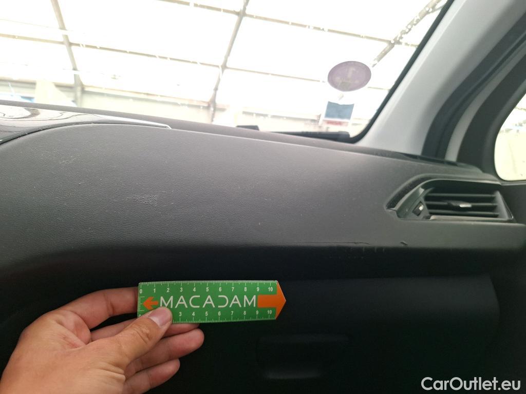  Peugeot  208  Affaire Premium Pack 1.2 80CV BVM5 E6dT #14