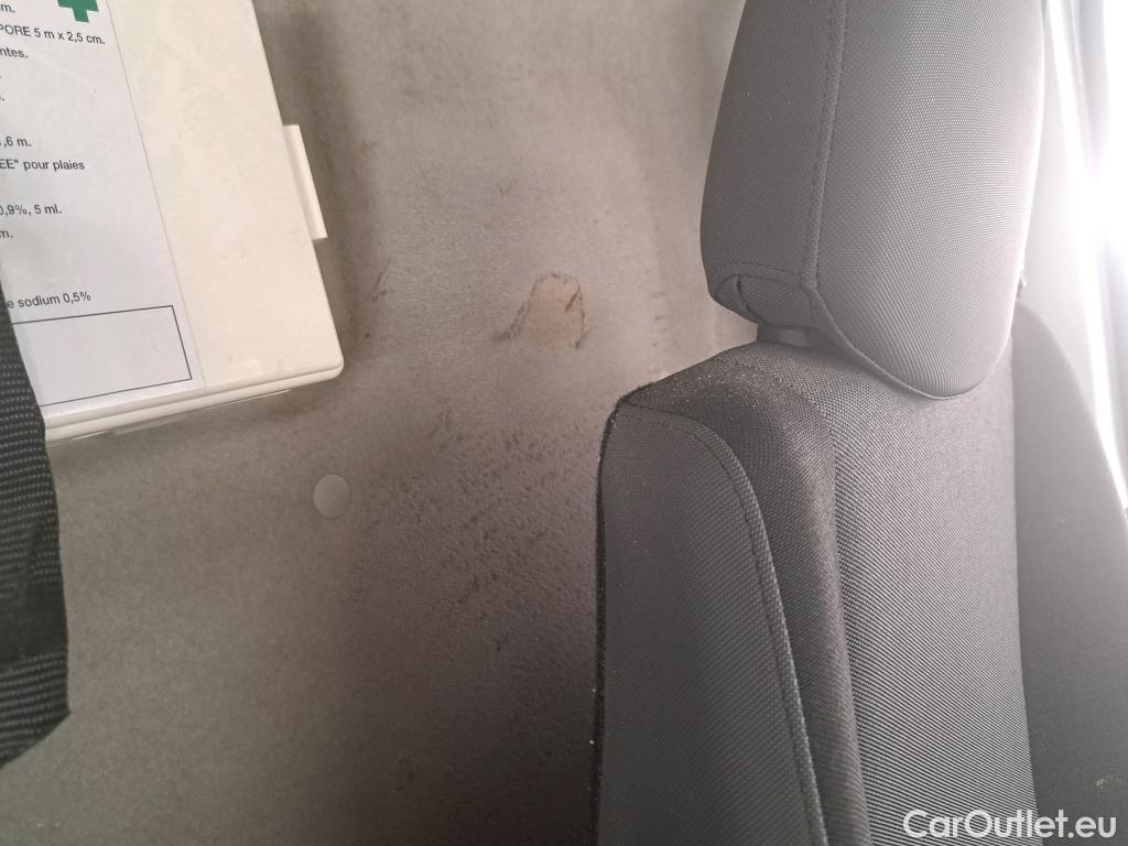  Renault  Master  Fourgon L2H2 3 5 Grand Confort dCi 135CV BVM6 E6dT #4