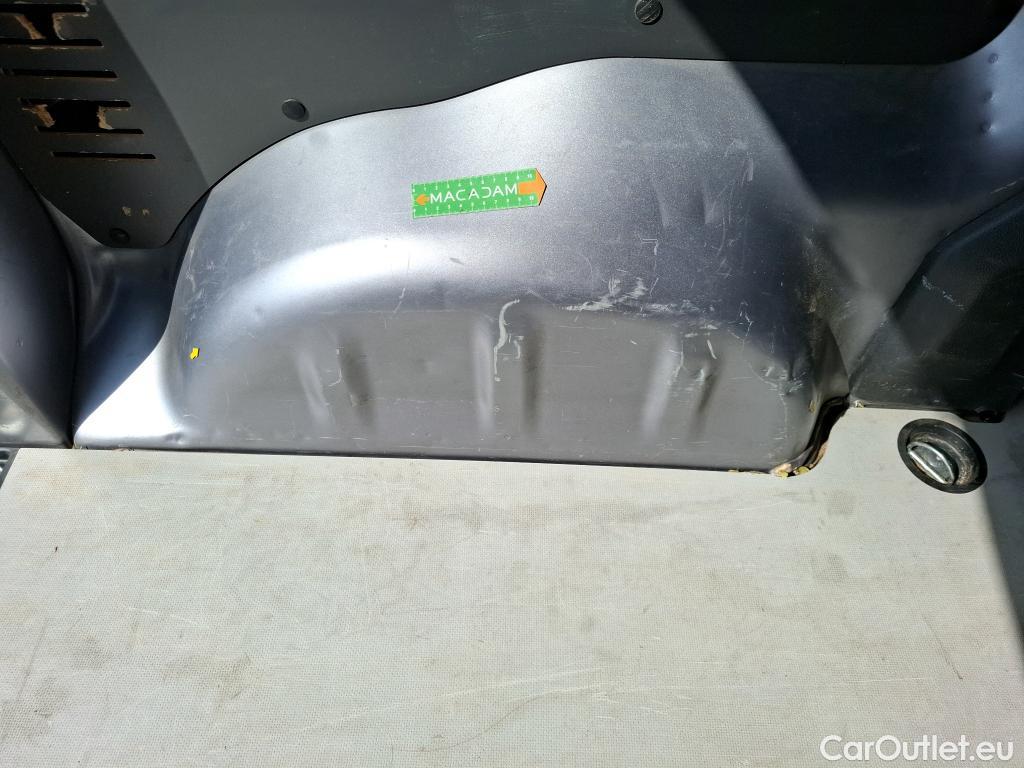  Peugeot  Expert  Fourgon Asphalt Standard 1.5 HDi 120CV BVM6 E6dT #65