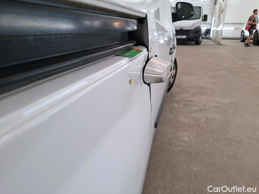  Renault  Kangoo  Express Maxi Extra (Série Spéciale) 1.5 #2