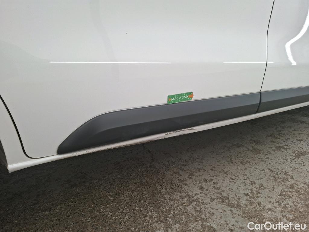  Peugeot  Expert  Fourgon Premium L1 1.5 HDi 120CV BVM6 E6d #48