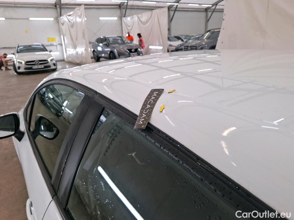  Renault  Clio RENAULT  Société Réversible VU 5p Berline Business Réversible dCi 90 EDC #32