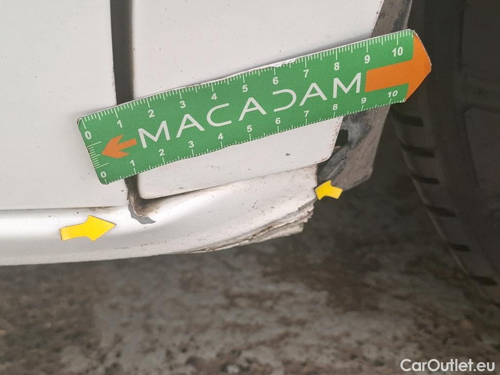  Peugeot  Expert  Fourgon Premium L1 1.5 HDi 120CV BVM6 E6d #26