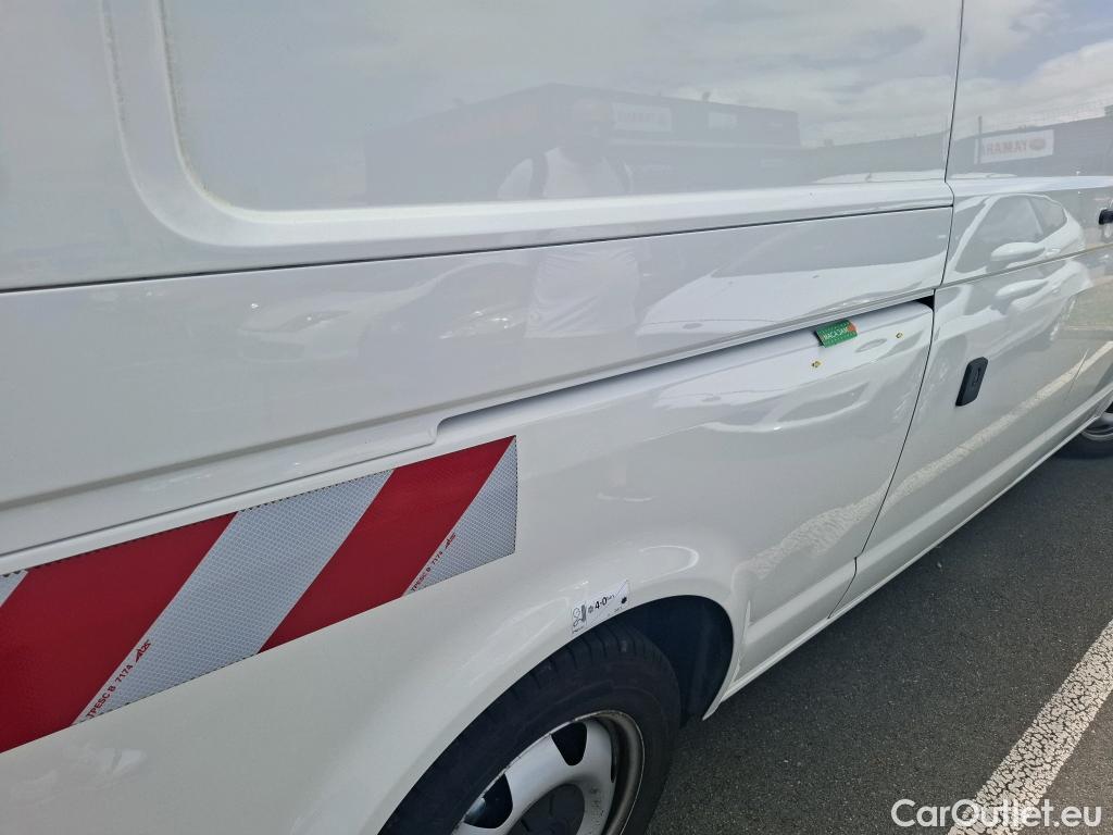  Volkswagen  Transporter VOLKSWAGEN  / 2019 / 4P / Fourgon tôlé 2.0 TDi 150 4MO L2H1 Business Line #4