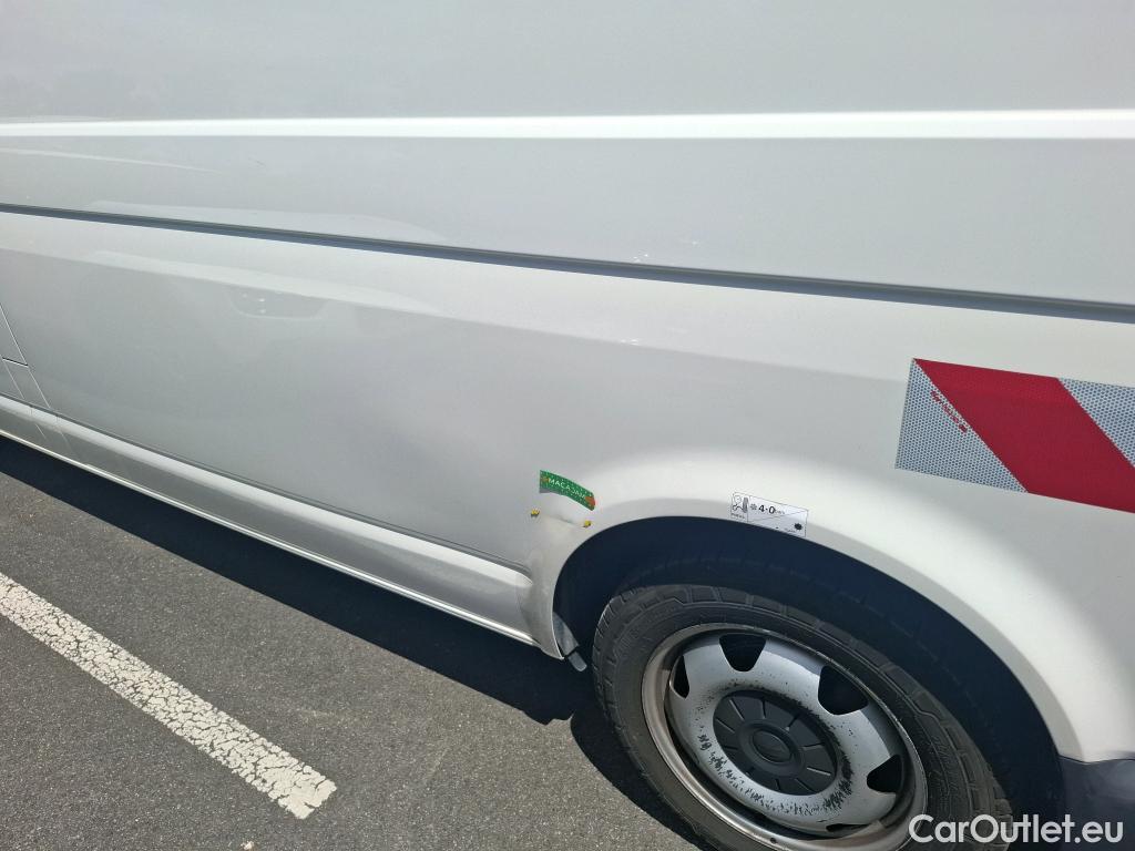  Volkswagen  Transporter VOLKSWAGEN  / 2019 / 4P / Fourgon tôlé 2.0 TDi 150 4MO L2H1 Business Line #1