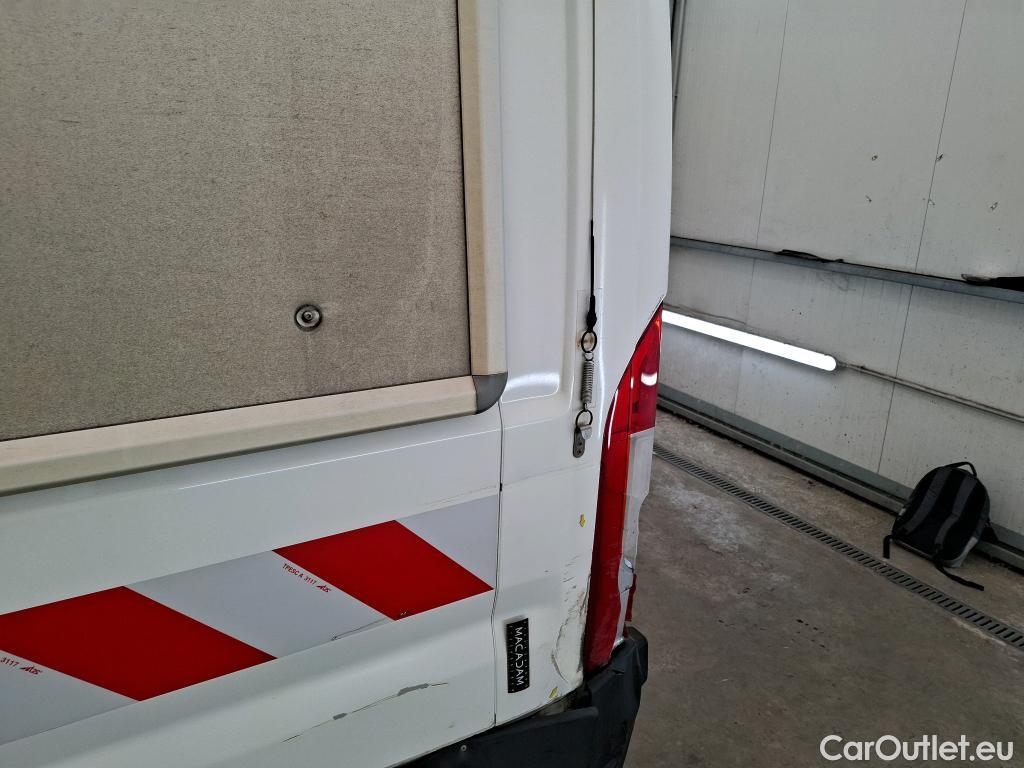  Citroen  Jumper CITROEN  VU 4p Fourgon 35 L2H2 BlueHDi 130 S&S BVM6 Club #22