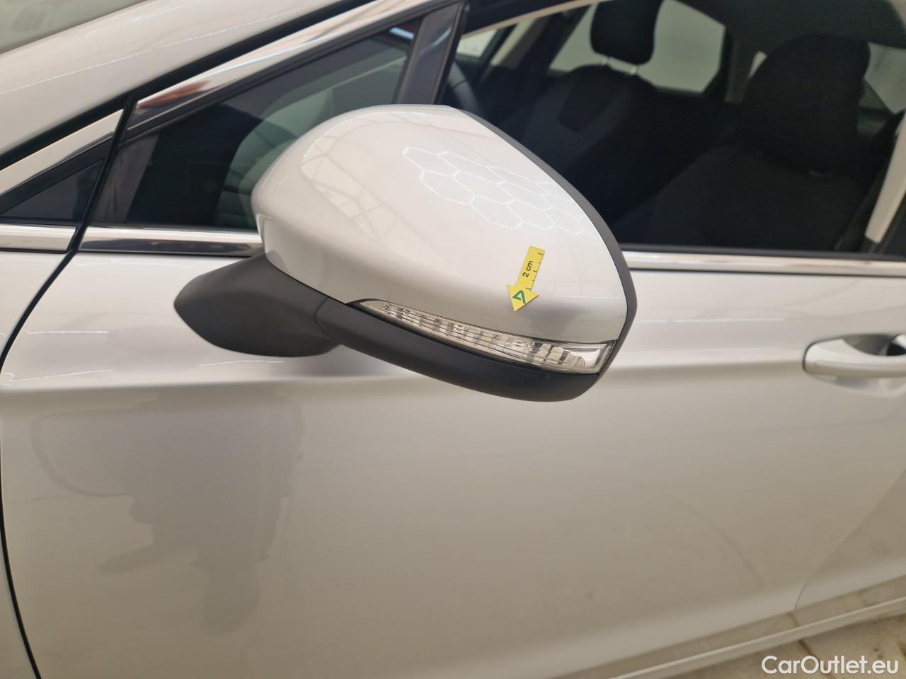  Ford  Mondeo 2.0 Titanium HEV AT 187HP #5
