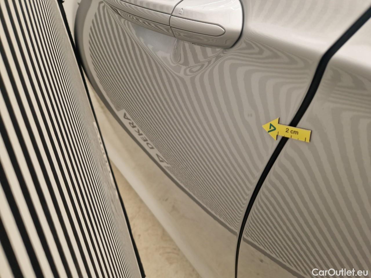  Ford  Mondeo 2.0 Titanium HEV AT 187HP #1