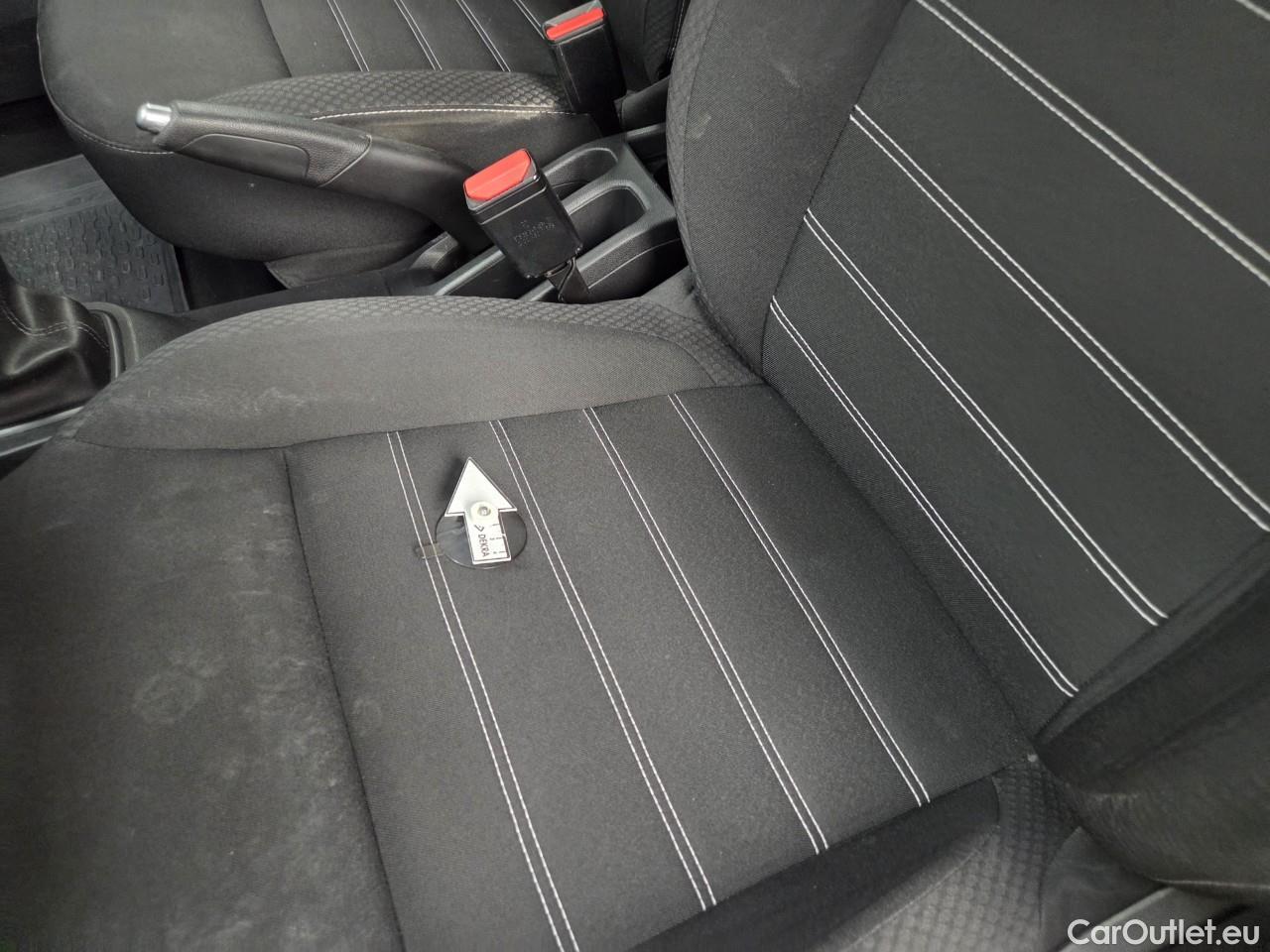  Dacia  Duster 1.5 Blue dCi 115CP Comfort 4WD #8