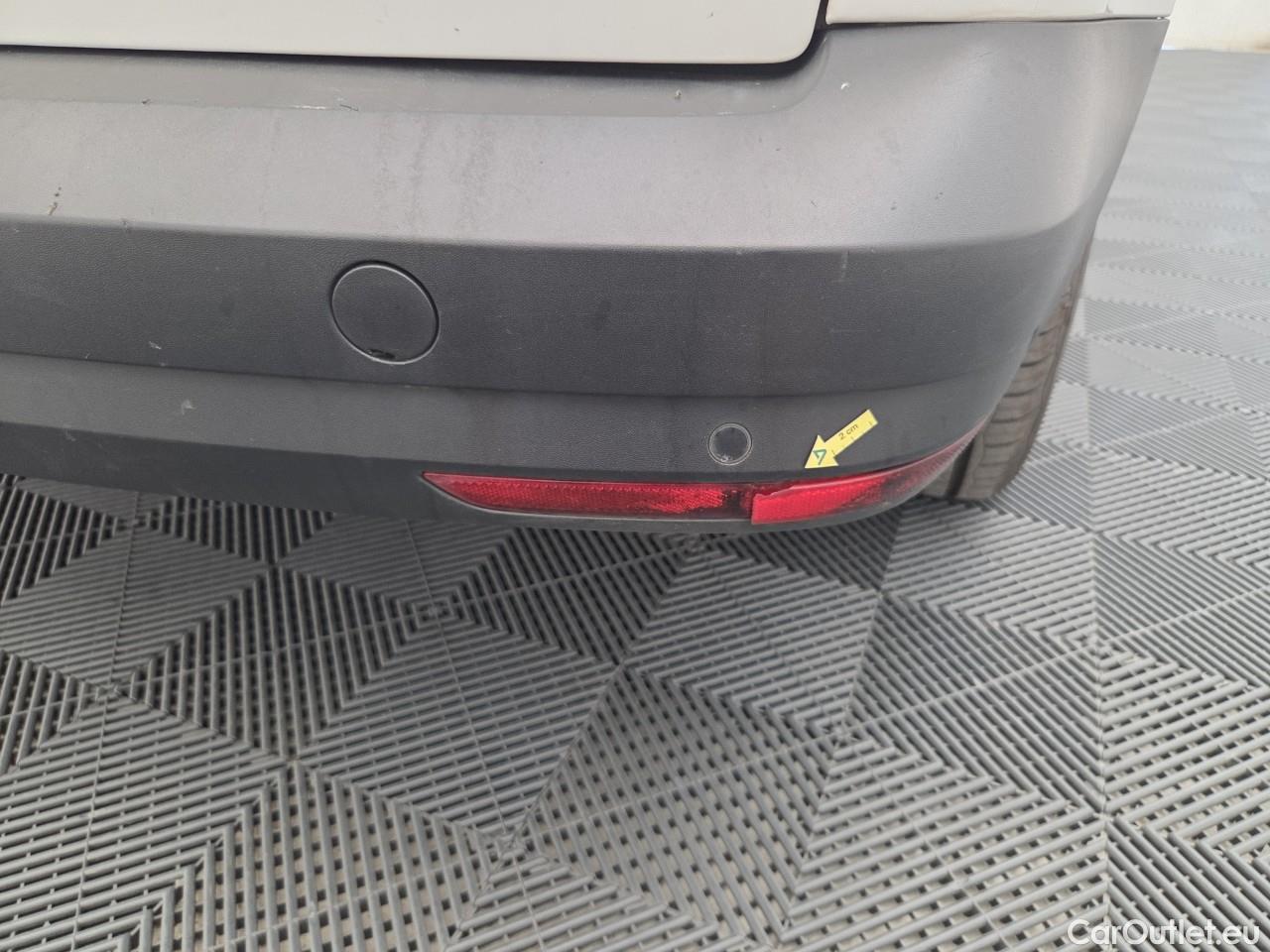  Volkswagen  Caddy 2.0 TDI 102CP Maxi #37