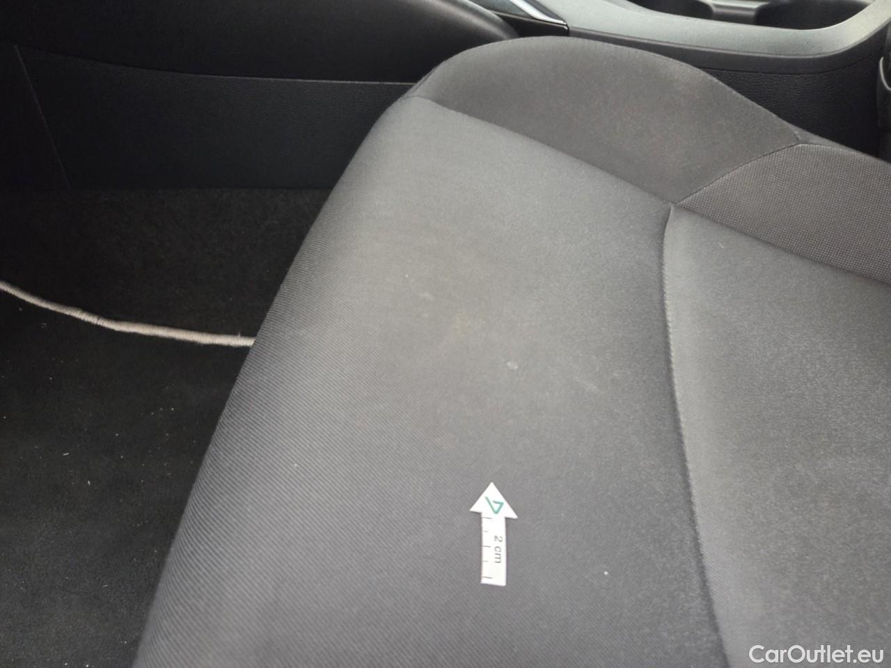  Toyota  Corolla 1.8 Hybrid Eco HSD TS E-CVT #26