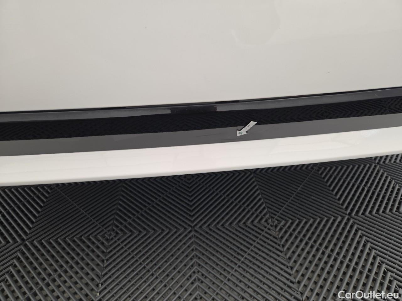  Toyota  Corolla 1.8 Hybrid Eco HSD TS E-CVT #23