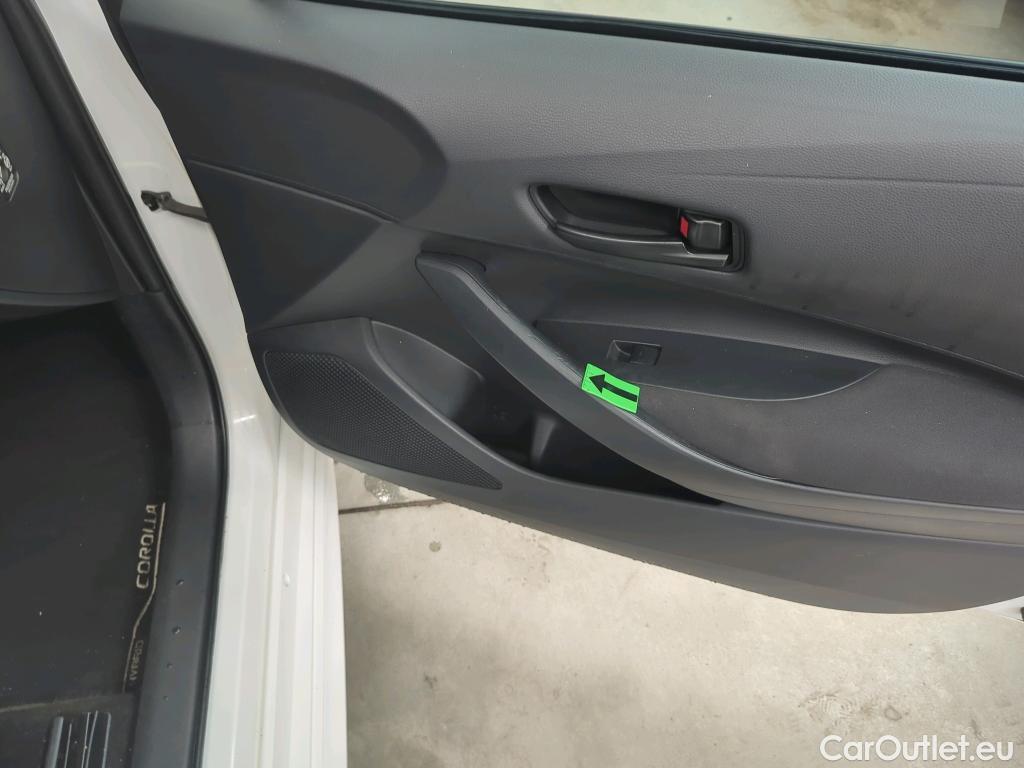  Toyota  Corolla 1.8 Hybrid Eco HSD #1
