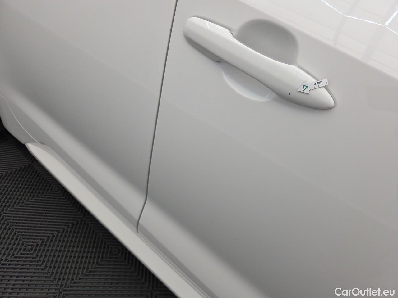  Toyota  Corolla 1.8 Hybrid Eco HSD TS E-CVT #16