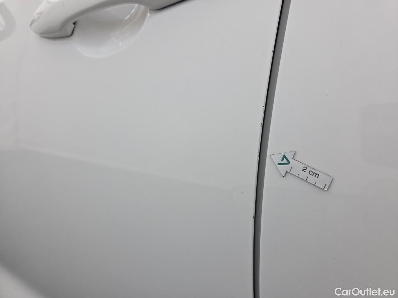  Toyota  Corolla 1.8 Hybrid Dynamic HSD E-CVT #2