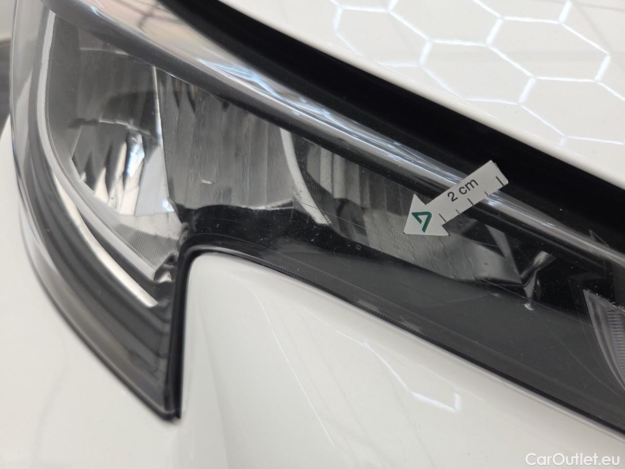  Toyota  Corolla 1.8 Hybrid Dynamic HSD E-CVT #13