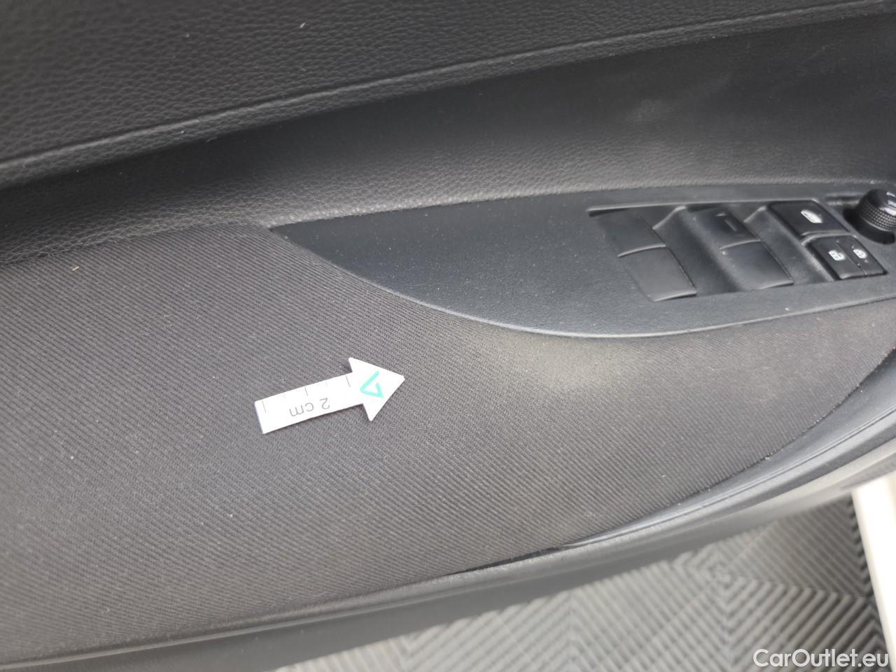  Toyota  Corolla 1.8 Hybrid Eco HSD TS E-CVT #32
