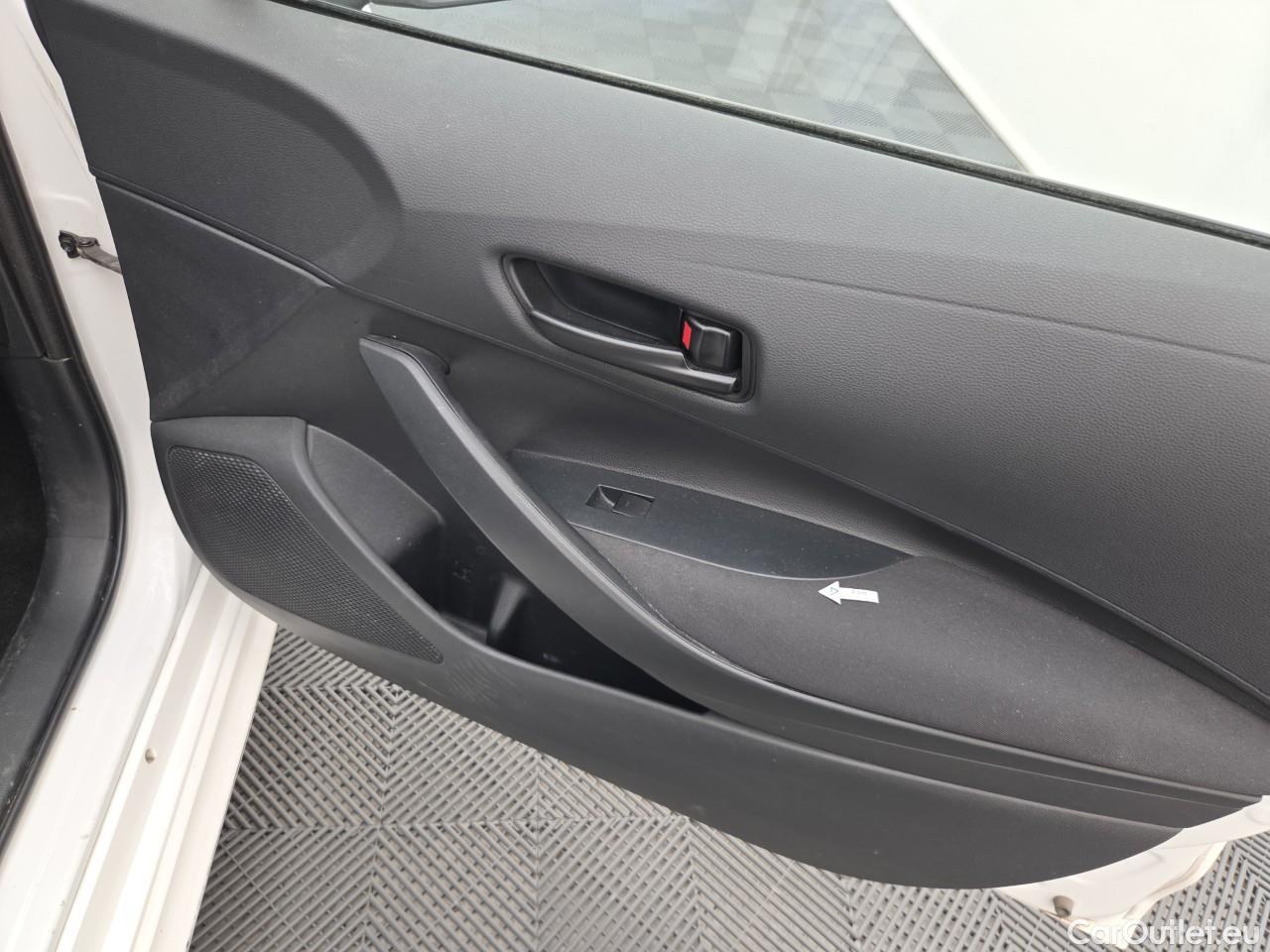  Toyota  Corolla 1.8 Hybrid Eco HSD TS E-CVT #62