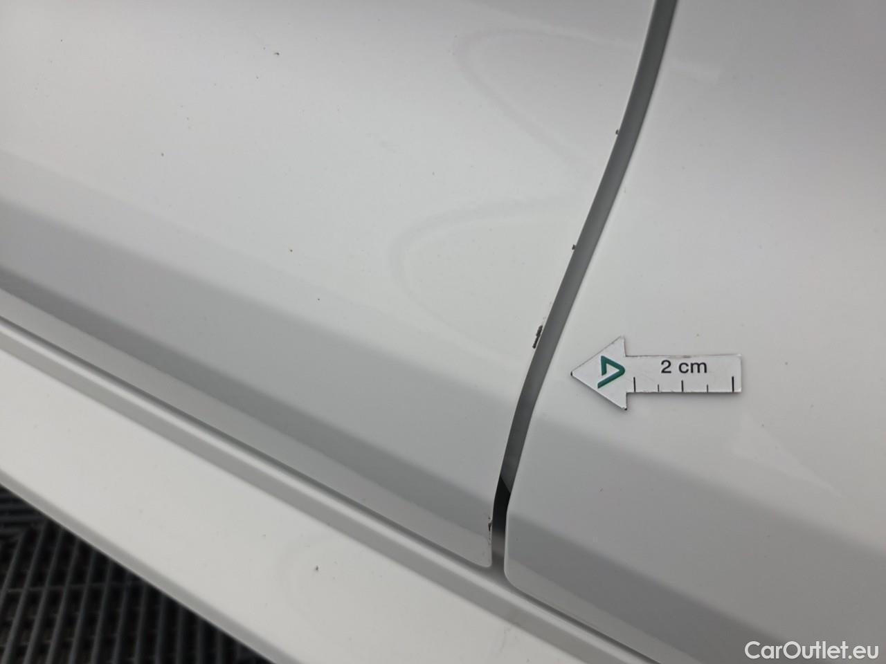  Toyota  Corolla 1.8 Hybrid Dynamic HSD E-CVT #3