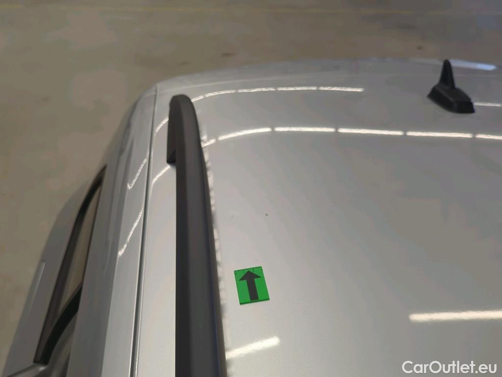  Skoda  Karoq 2.0 TDI 150CP Ambition DSG 4x4 #5