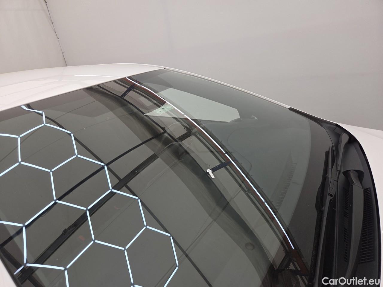  Toyota  Corolla 1.8 Hybrid Dynamic HSD E-CVT #18