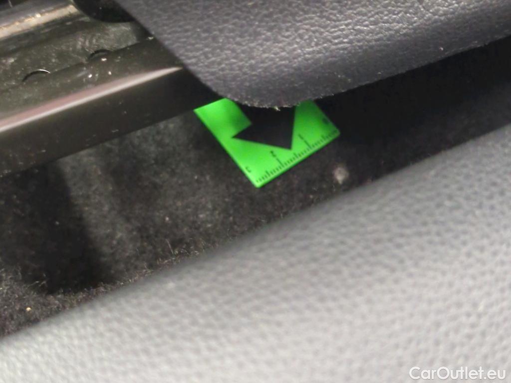  Toyota  Corolla 1.8 Hybrid Dynamic HSD E-CVT #2