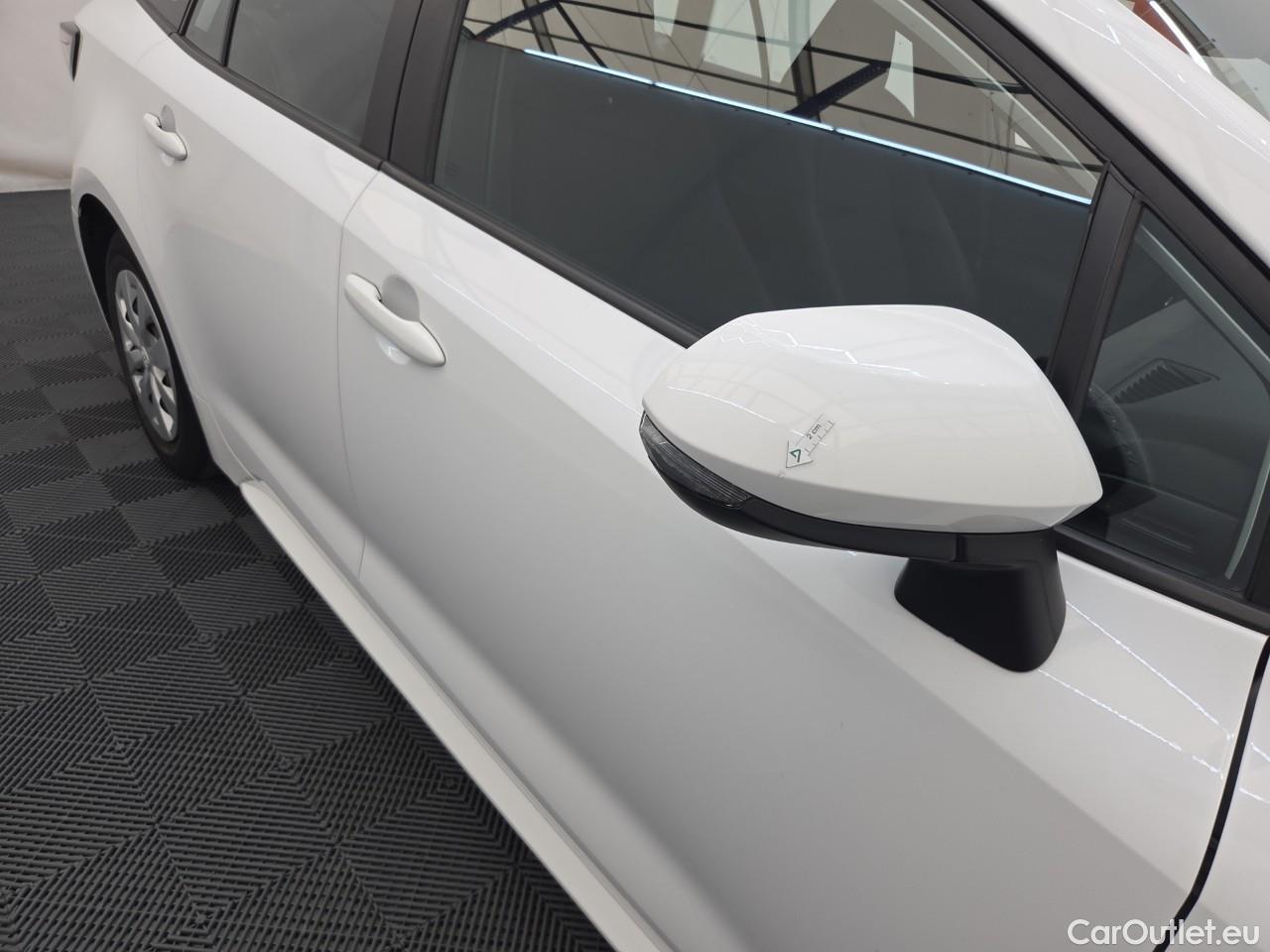  Toyota  Corolla 1.8 Hybrid Eco HSD TS E-CVT #18
