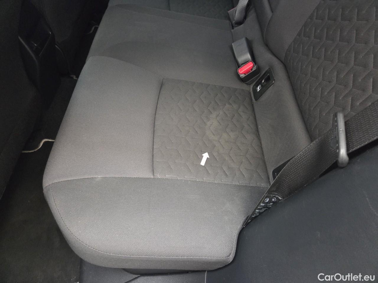  Toyota  Corolla 1.8 Hybrid Dynamic HSD E-CVT #40