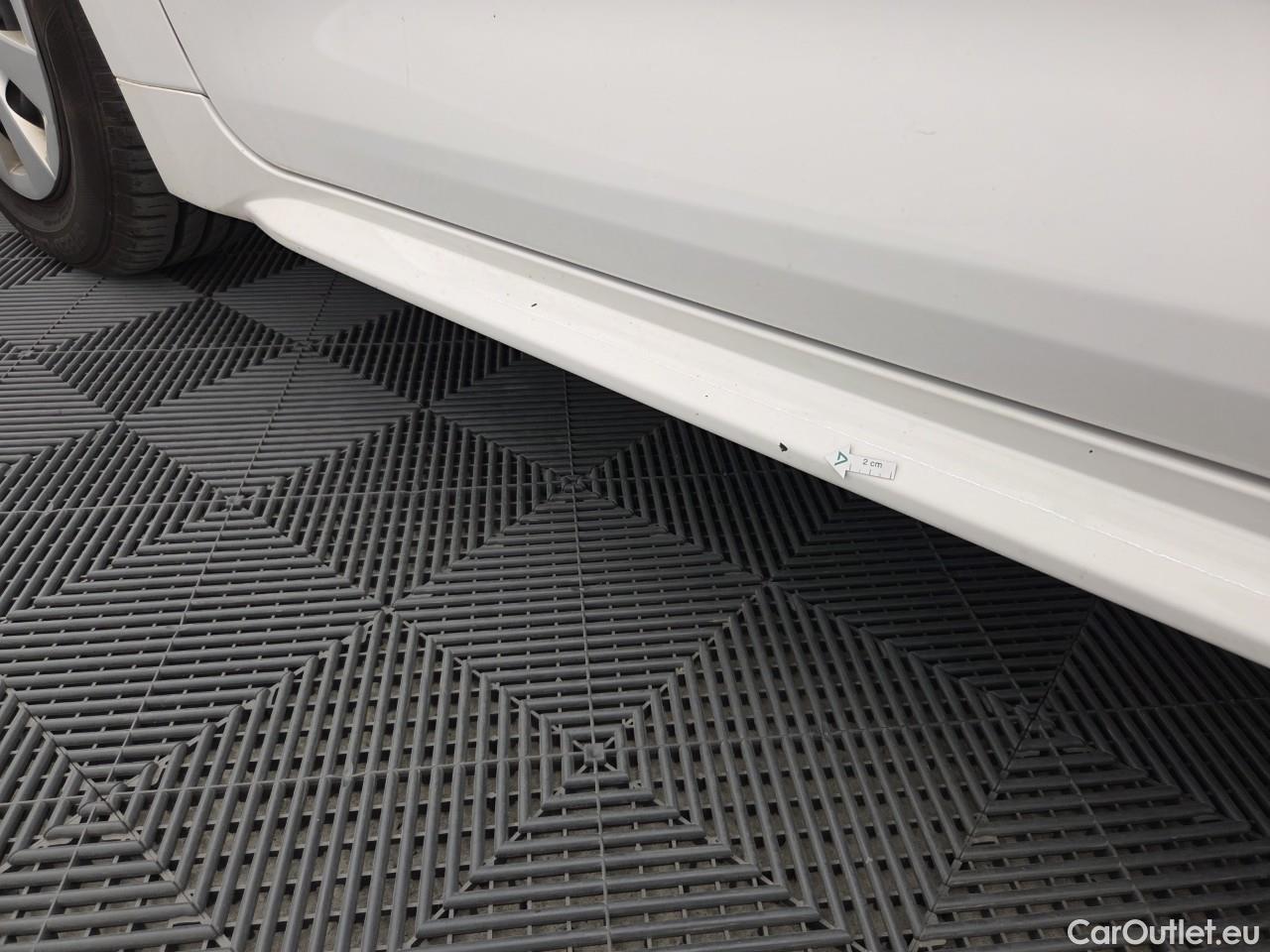  Toyota  Corolla 1.8 Hybrid Eco HSD TS E-CVT #8