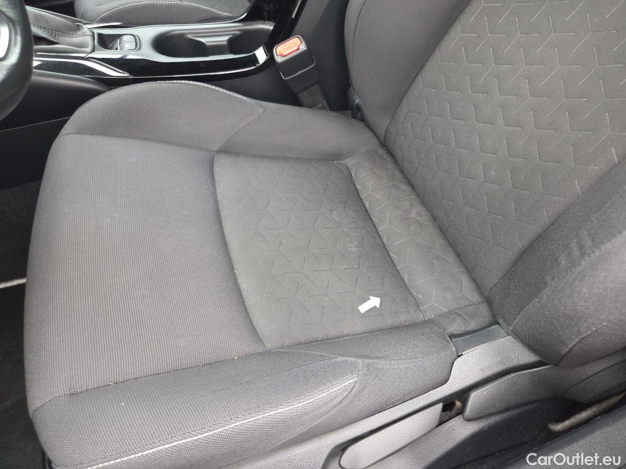  Toyota  Corolla 1.8 Hybrid Dynamic HSD E-CVT #36