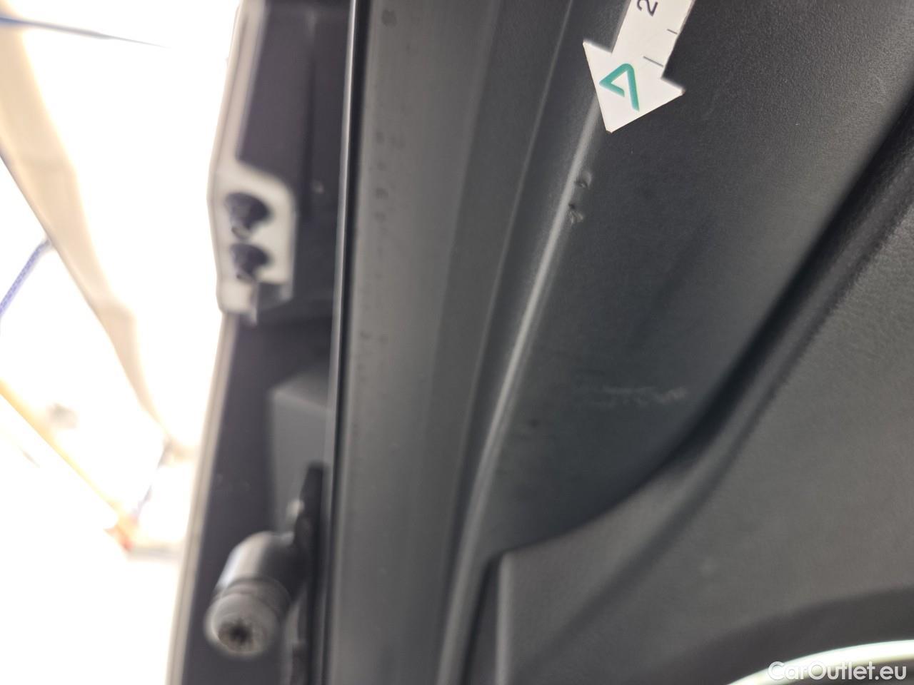  Toyota  Corolla 1.8 Hybrid Eco HSD TS E-CVT #50